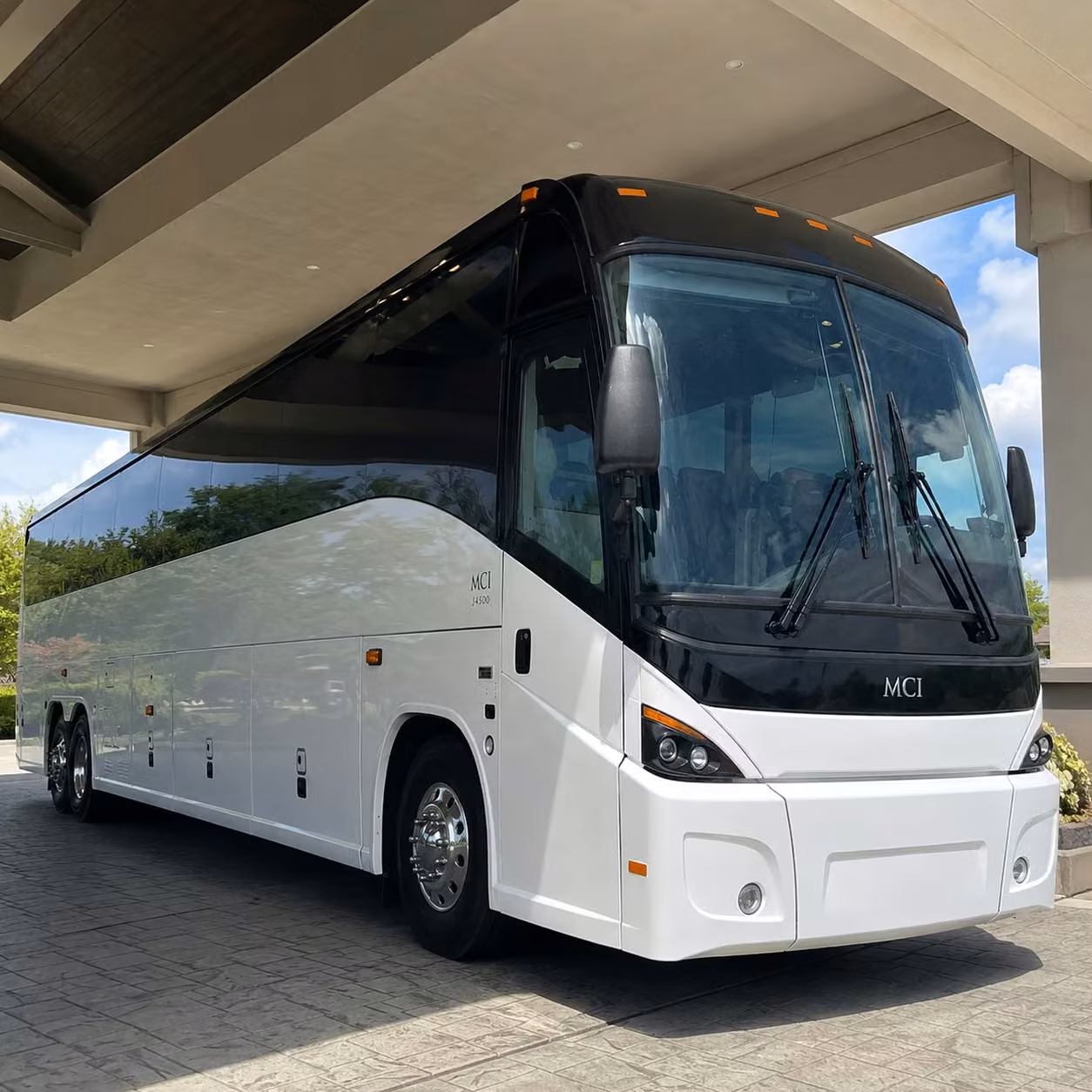 why providence groups choose private airport shuttles over rideshares